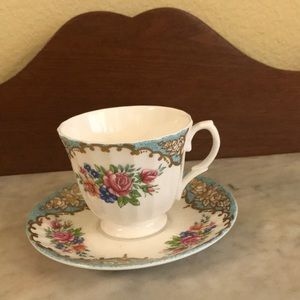 DUCHESS-Tea Cup And Saucer-England 🏴󠁧󠁢󠁥󠁮󠁧󠁿